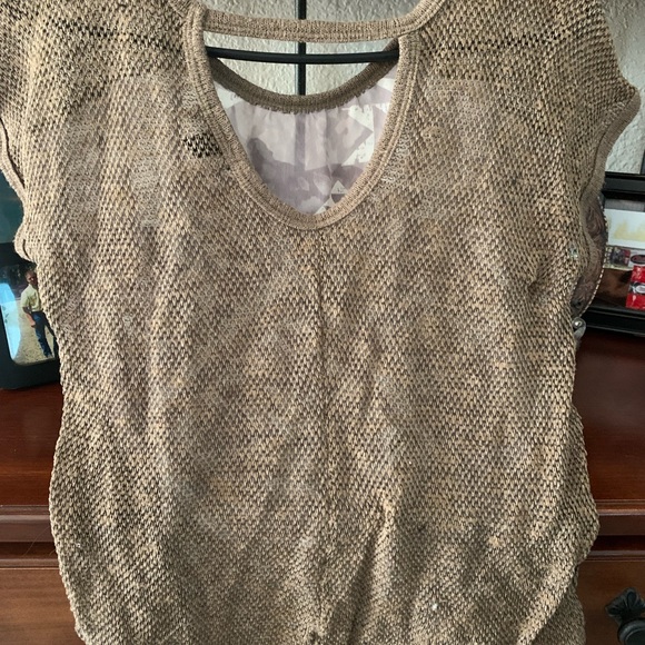 Aztec t-shirt fun! - Picture 2 of 2